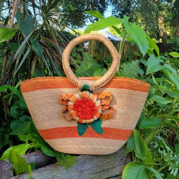 Flower Accent Straw Woven Wicker Bag Boho Beach Vacation Summer - Picture 1 of 9